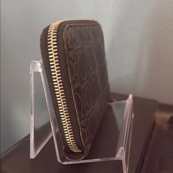 Ferragamo Black Leather Wallet - Picture 3 of 10